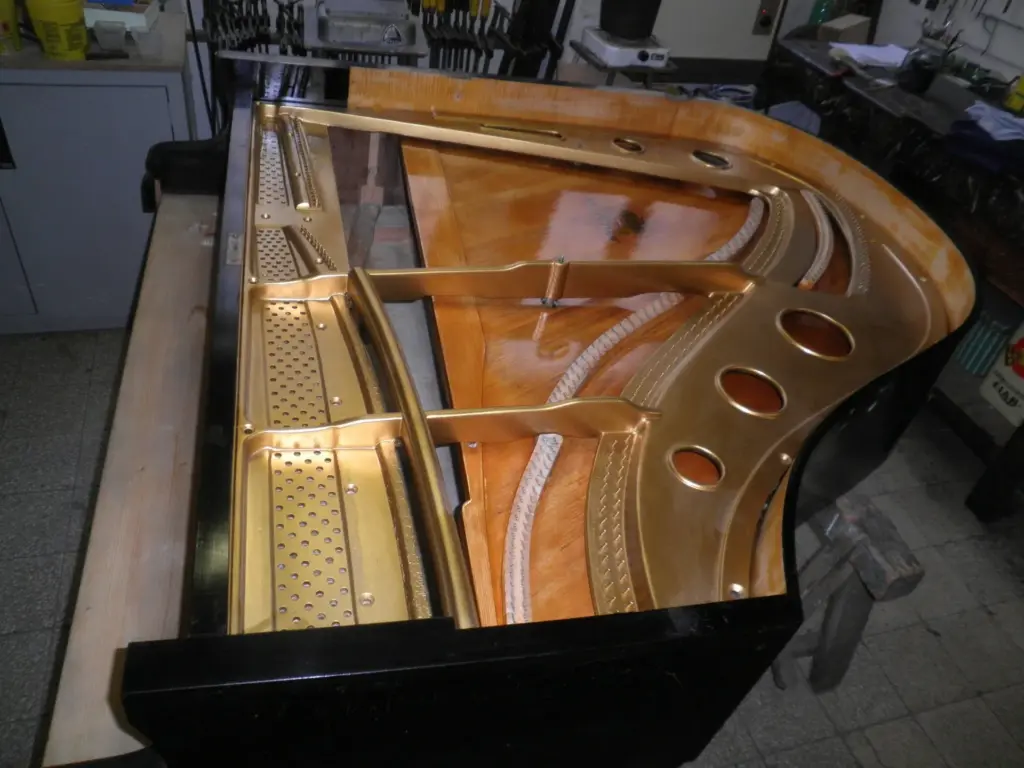 Laboratorio - Fabro pianoforti