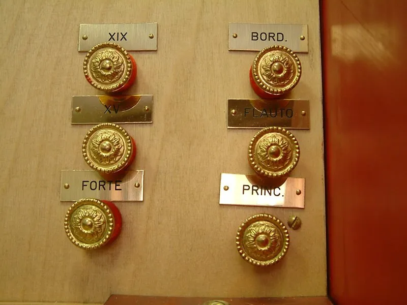 I nostri strumenti - Fabro pianoforti