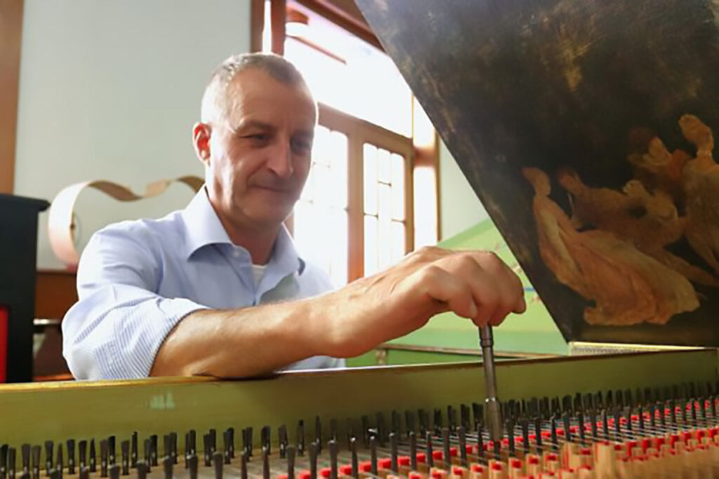 I nostri strumenti - Fabro pianoforti