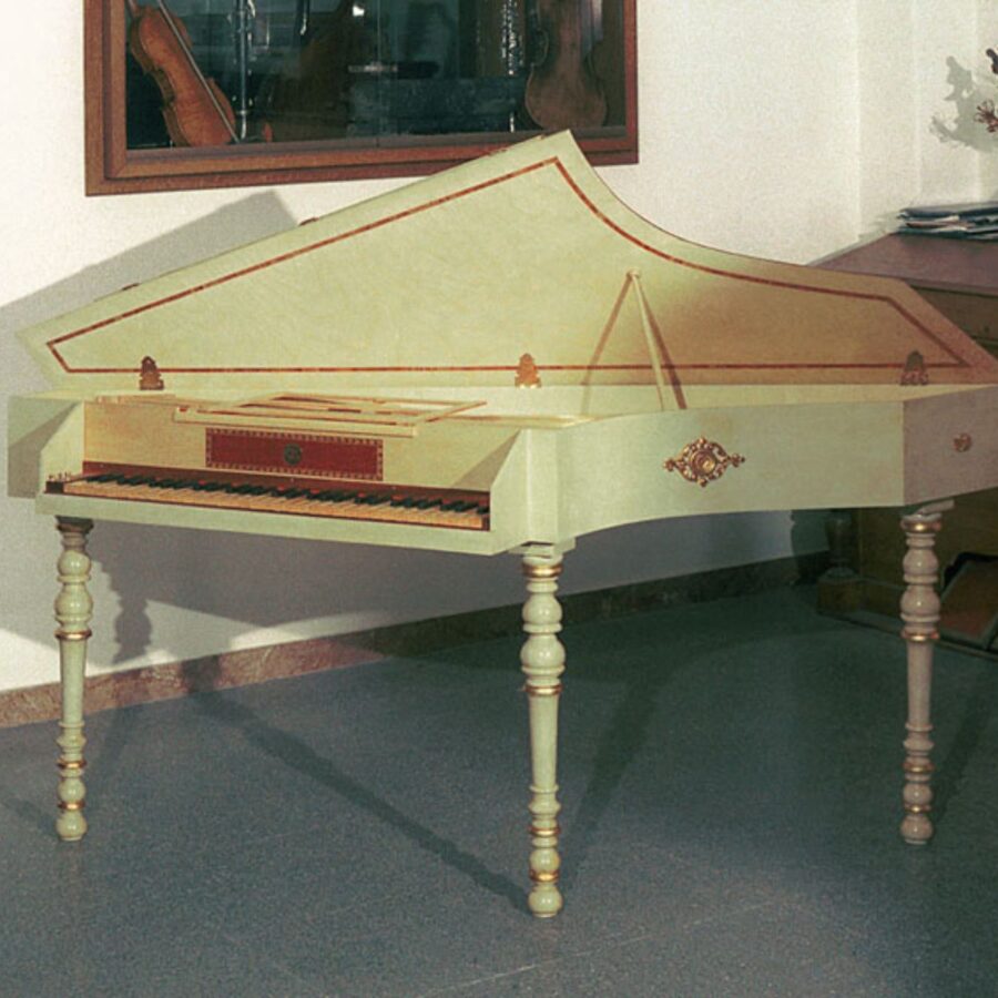 I Nostri Strumenti - Fabro pianoforti